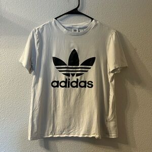 Adidas basic graphic tee size medium